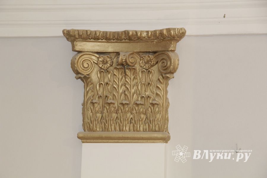 Пресс-тур по великолукскому драмтеатру (ФОТО)