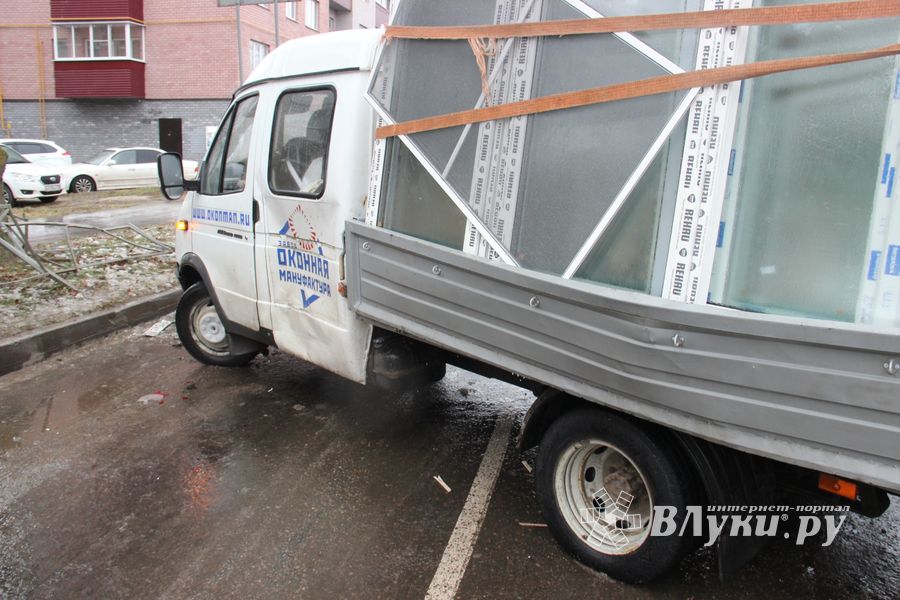 ДТП на перекрёстке Октябрьский-Комсомольская (ФОТО)