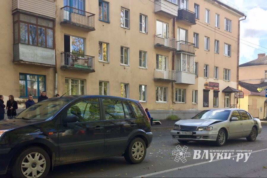 На проспекте Гагарина произошло ДТП (ФОТО)