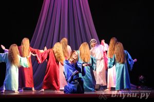  В ДК ЛК проходит четвертый ежегодный фестиваль танца (фото)