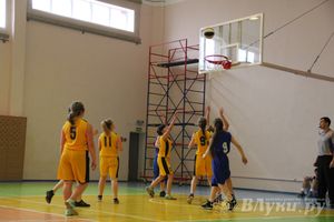 Игра Дно—Псков (девушки)