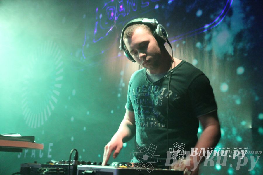 Битва Ди-джеев