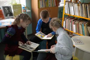 В Великих Луках прошли громкие чтения «Читаем вместе» (фото)