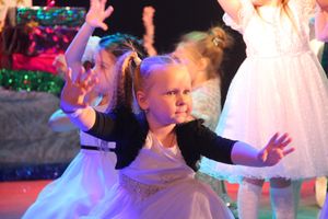 В ГДК им. Ленина встречают Новый год (ФОТО)