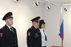 Сегодня молодые Псковские полицейские приняли присягу (фото)