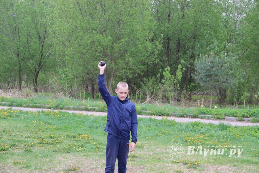 Великолукские школьники сдают ГТО (ФОТО)