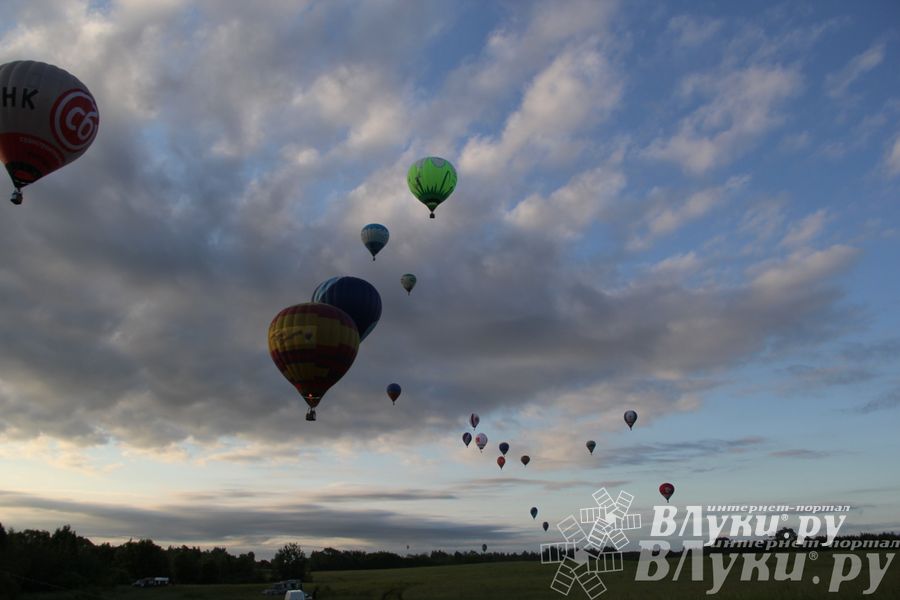 Пилоты совершили третий спортивный полет