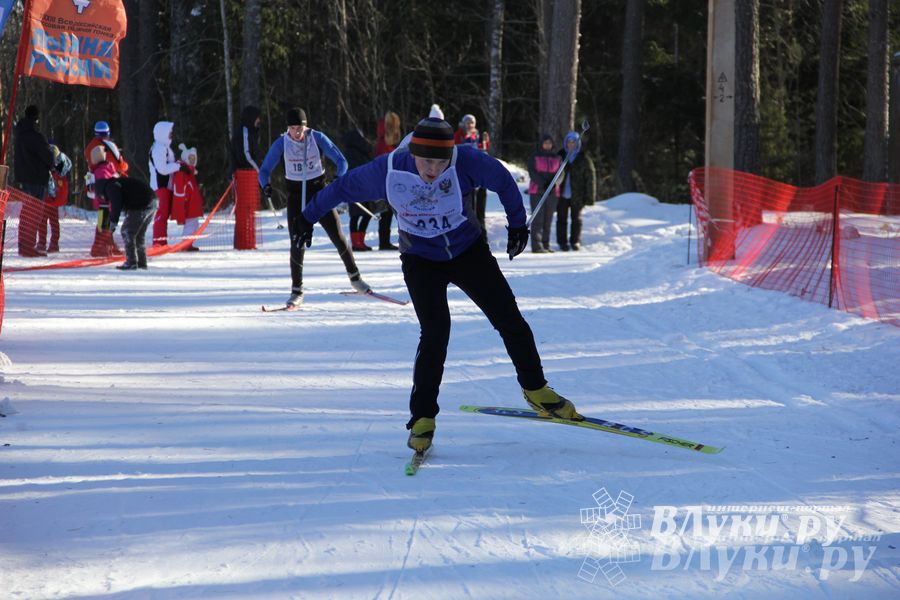 Всероссийская массовая лыжная гонка «Лыжня России 2015» состоялась в Великолукском районе (фото)