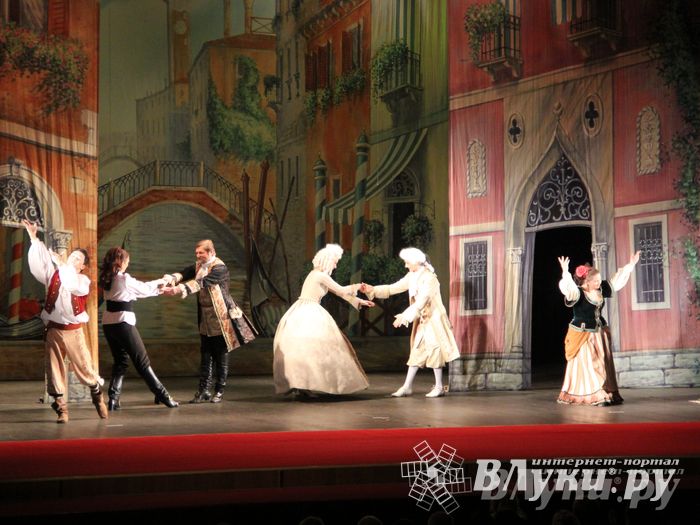 Санкт-Петербургский музыкальный театр представил зрителям мюзикл «Труффальдино из Бергамо» (фото)