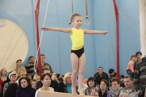 Соревнования по гимнастике посвятили освобождению Великих Лук