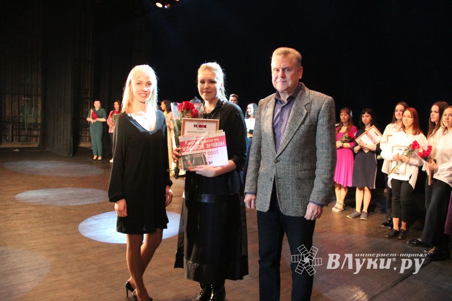 В Великих Луках состоялся финальный концерт медиа проекта «Новые Голоса на Новом Радио» (ФОТО)