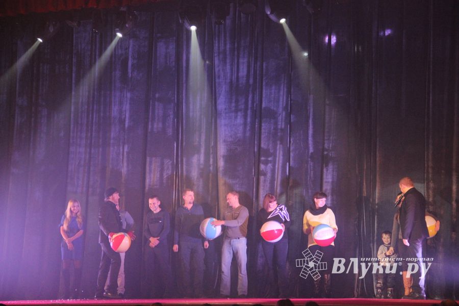 Состоялся концерт братьев Сафроновых «Империя иллюзий» (фото)