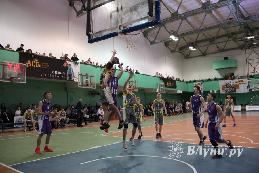 Великолучане стали вторыми в региональном финале Чемпионата ШБЛ «КЭС-БАСКЕТ» (ФОТО)