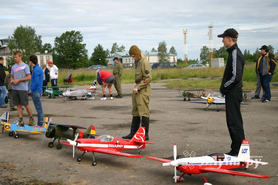 Торжественное открытие чемпионата авиамодельного спорта России состоялось