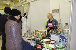 Шестая великолукская универсальная выставка открылась в Великих Луках (фото + видео)