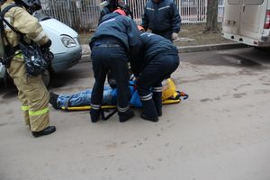 В Великих Луках «захватили заложников» (фото)