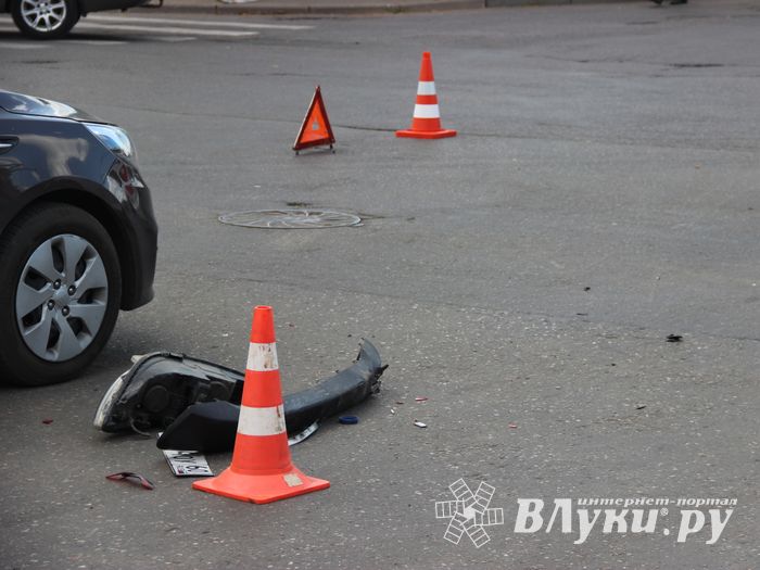 Некоторые подробности ДТП на Дьяконова – Третьей Ударной (ФОТО)