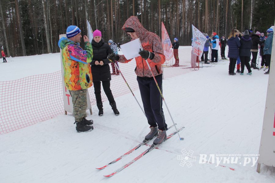 В Великолукском районе прошли соревнования по спортивному ориентированию на лыжах (фото)