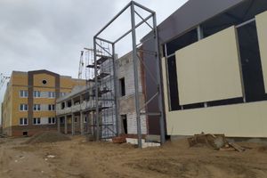 Руководству Великих Лук поручено ускорить строительство школы (ФОТО)