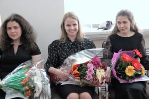 Лучших выпускников Великих Лук наградили «Золотыми парусами» (ФОТО)