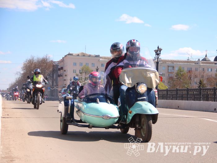 В Великих Луках открыли мотосезон - 2017 (ФОТО)