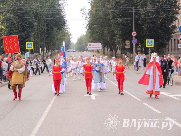 Лучшие мажоретки и барабанщицы награждены (ФОТО)