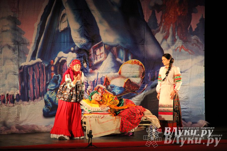 Спектакль «Морозко» прошел в ДК ЛК