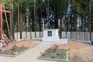 В Переслегино на воинском мемориале – новый памятник (ФОТО)