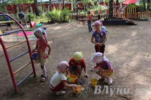 В школах города появляются новые крыши, полы, компьютерные класса и модернизированные санузлы (фото)