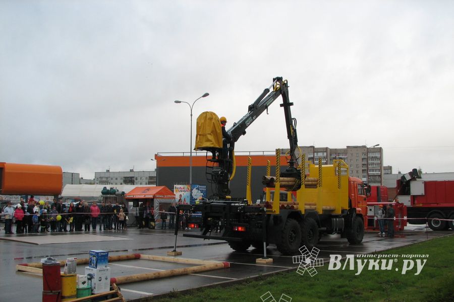 Международный конкурс профессионального мастерства «Лучший оператор гидроманипулятора – 2014»