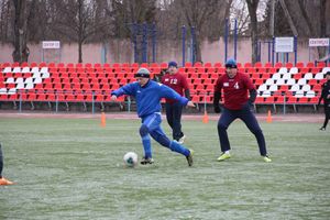 Боевая ничья в памятном футбольном матче (ФОТО)