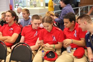 Великолучане отмечают День флага (ФОТО)