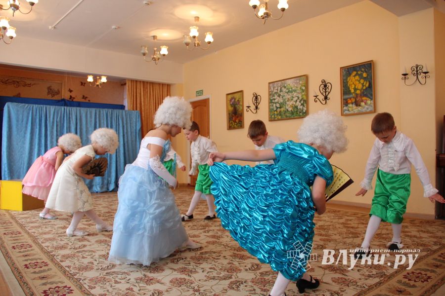 В Великих Луках наградили победителей фестиваля «Великолукская веснянка» (фото)