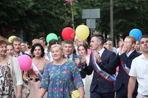 Великолукской «Бригантине» пришлось поплавать под дождём (ФОТО)