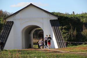 Легкоатлетический осенний кросс прошел в Великих Луках (фоторепортаж)