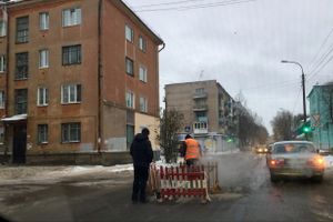 На ул. Первомайская затруднено движение (ФОТО)