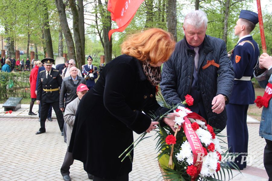 Великолучане почтили память героев Великой Отечественной (ФОТО)