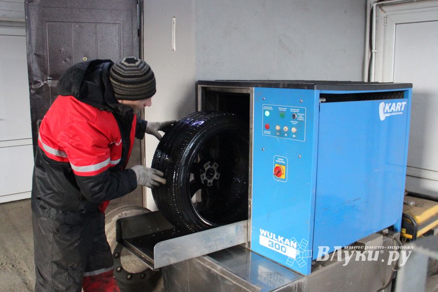 Подарок к Дню автомобилиста в шинном центре «Truck Point» (ФОТО)