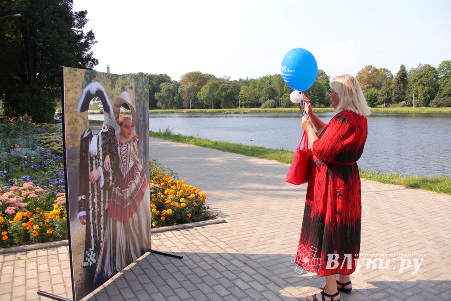 Великие Луки празднуют День города (ФОТО)