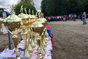 В Великих Луках стартовал Всероссийский день бега «Кросс нации-2017» (ФОТО)