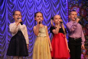 «Великолукская Веснянка»: детские сады 