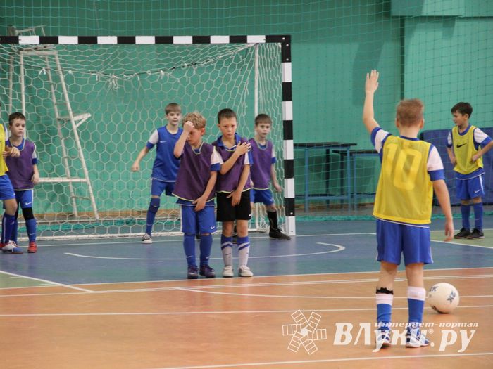 Новогодний футбол