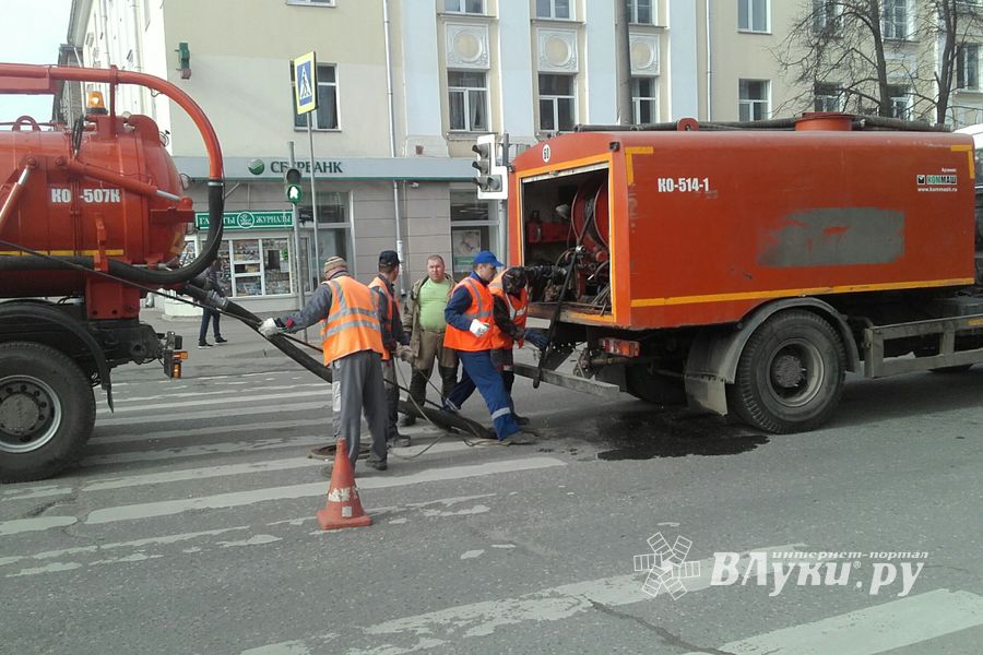 На перекрёстке Ленина-Дьяконова затруднено движение (ФОТО)
