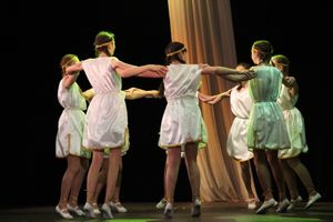 «Великолукская Веснянка» на сцене ДК ЛК