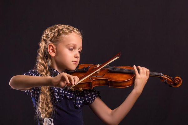 Юные музыканты из Великих Лук стали участниками Областной музыкальной школы одаренных детей «Камертон» (фото)