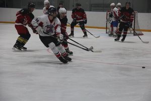 Уверенная победа «Экспресса» на ледовой арене (ФОТО)