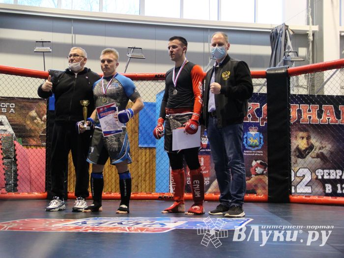 В Великих Луках прошел кубок по смешанному боевому единоборству (ФОТО)