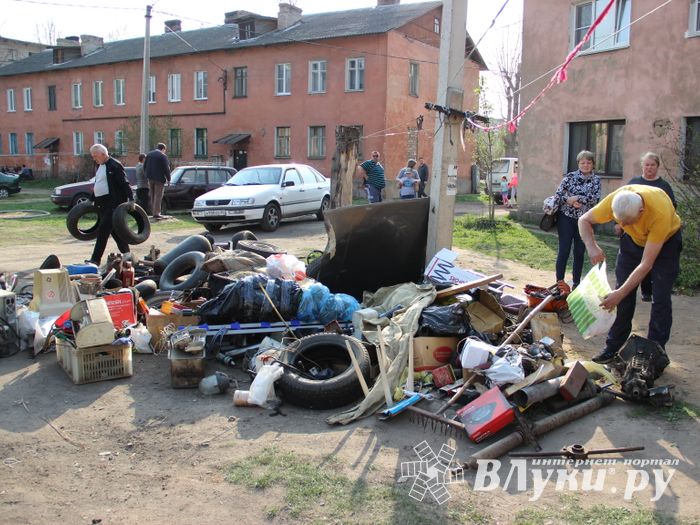 На пожаре в пр. Нелидовском ликвидировали открытое горение (ФОТО)