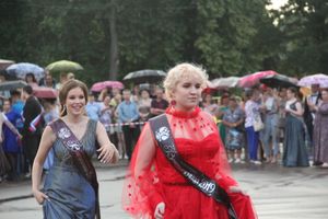 Великолукской «Бригантине» пришлось поплавать под дождём (ФОТО)