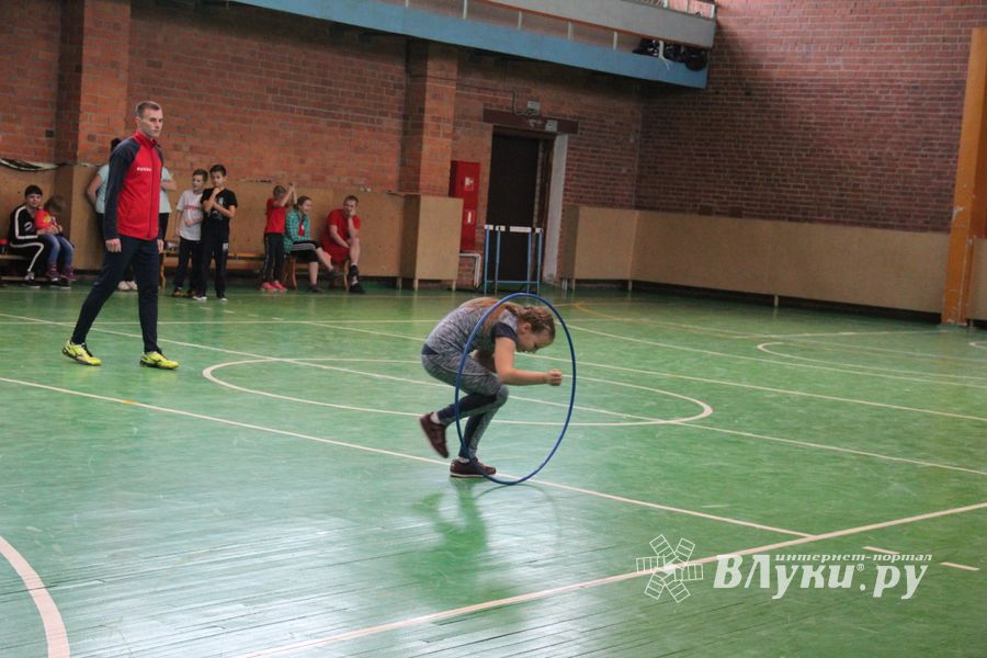 Конкурс «Папа, мама, я - спортивная семья» прошел в Великих Луках (ФОТО)